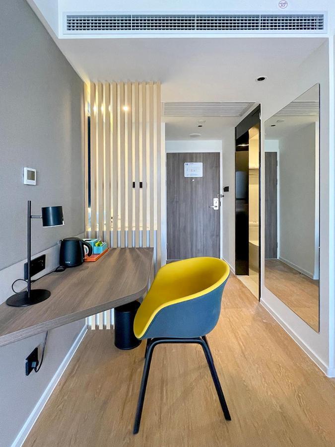 Holiday Inn Express Shanghai Baoyang By Ihg Exterior photo